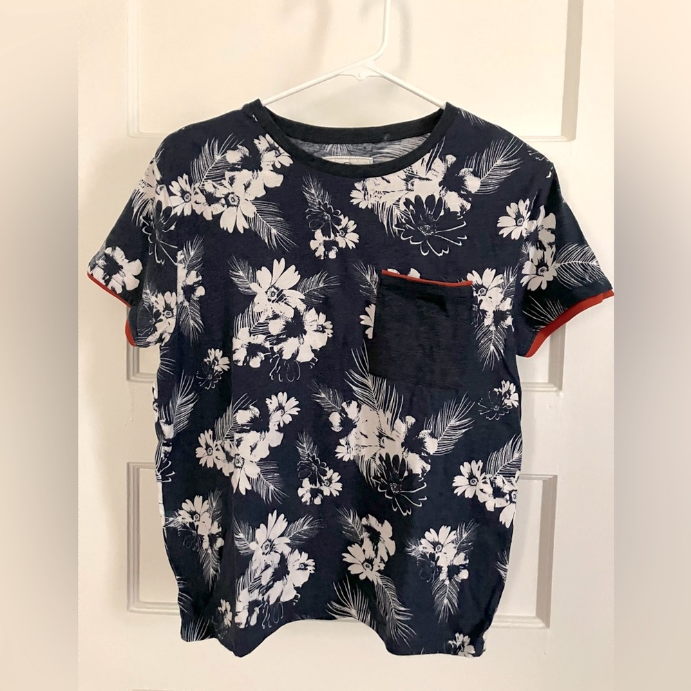 Blue tropical t-shirt